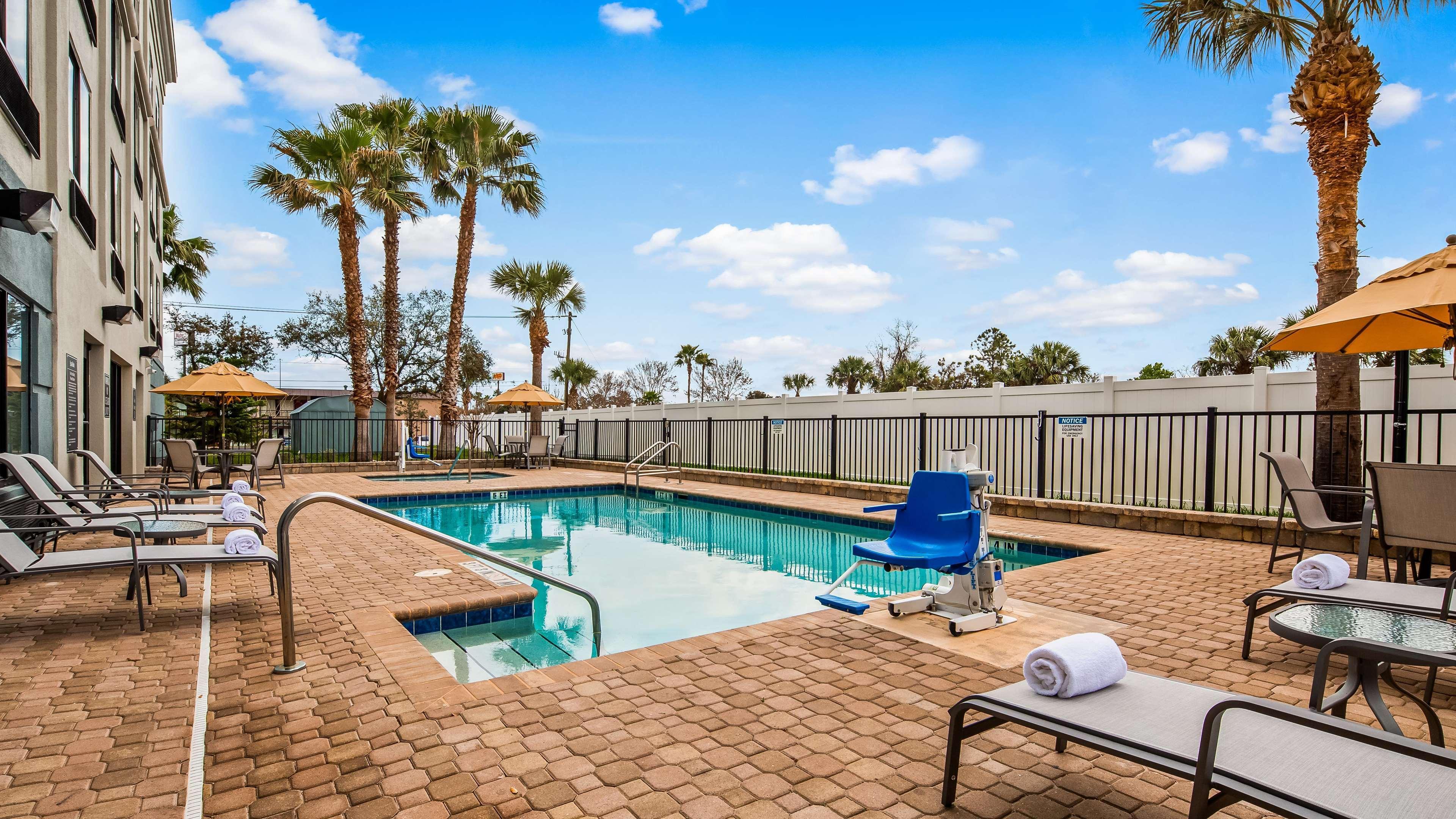 Best Western Plus New Caney Inn & Suites Экстерьер фото