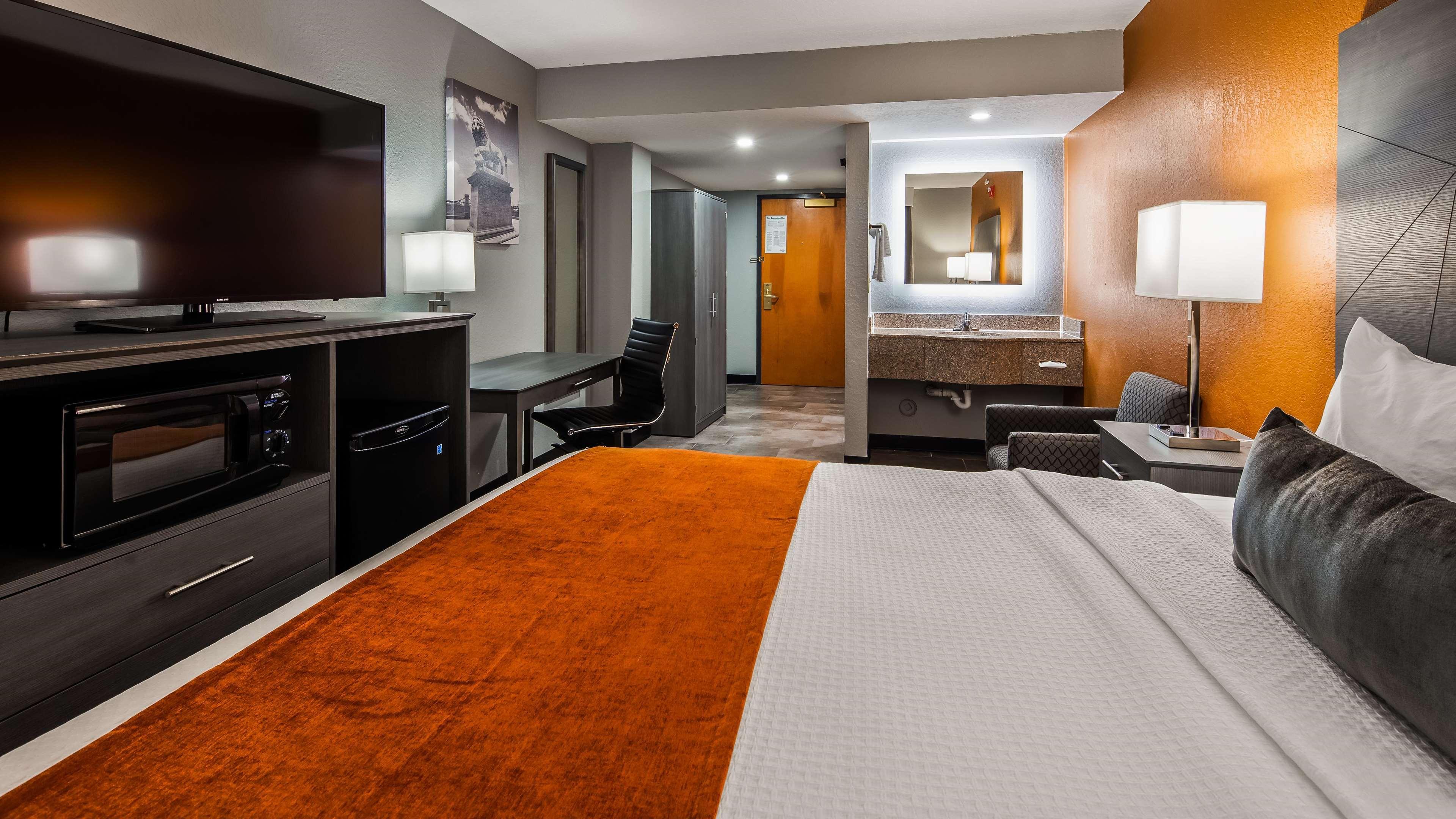 Best Western Plus New Caney Inn & Suites Экстерьер фото