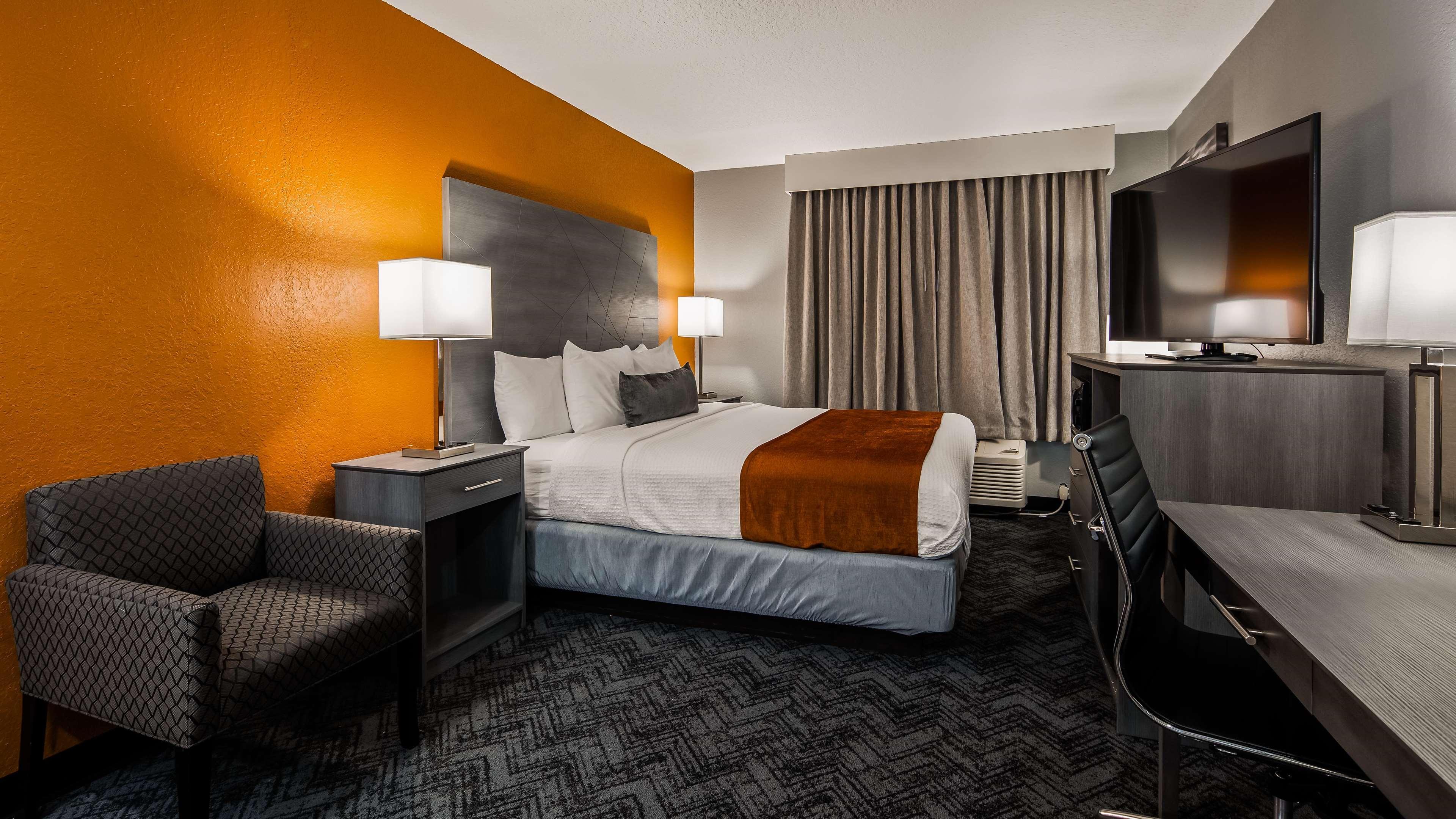Best Western Plus New Caney Inn & Suites Экстерьер фото