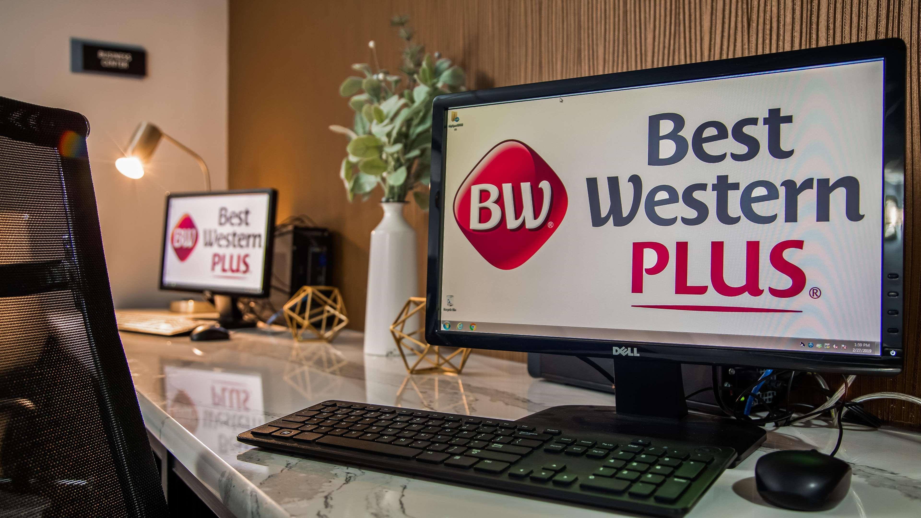 Best Western Plus New Caney Inn & Suites Экстерьер фото