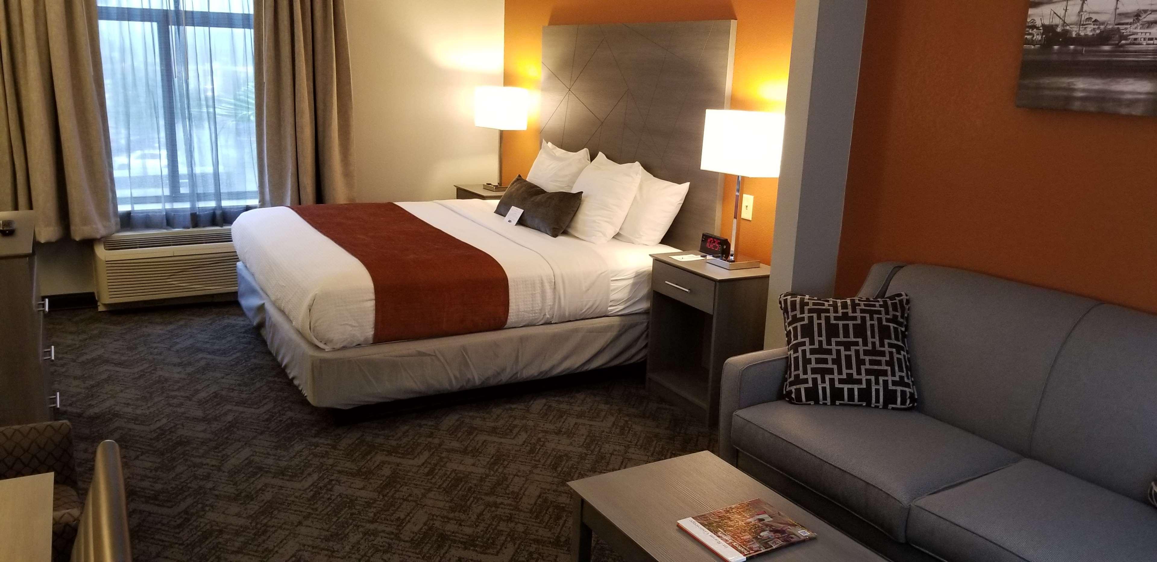 Best Western Plus New Caney Inn & Suites Экстерьер фото